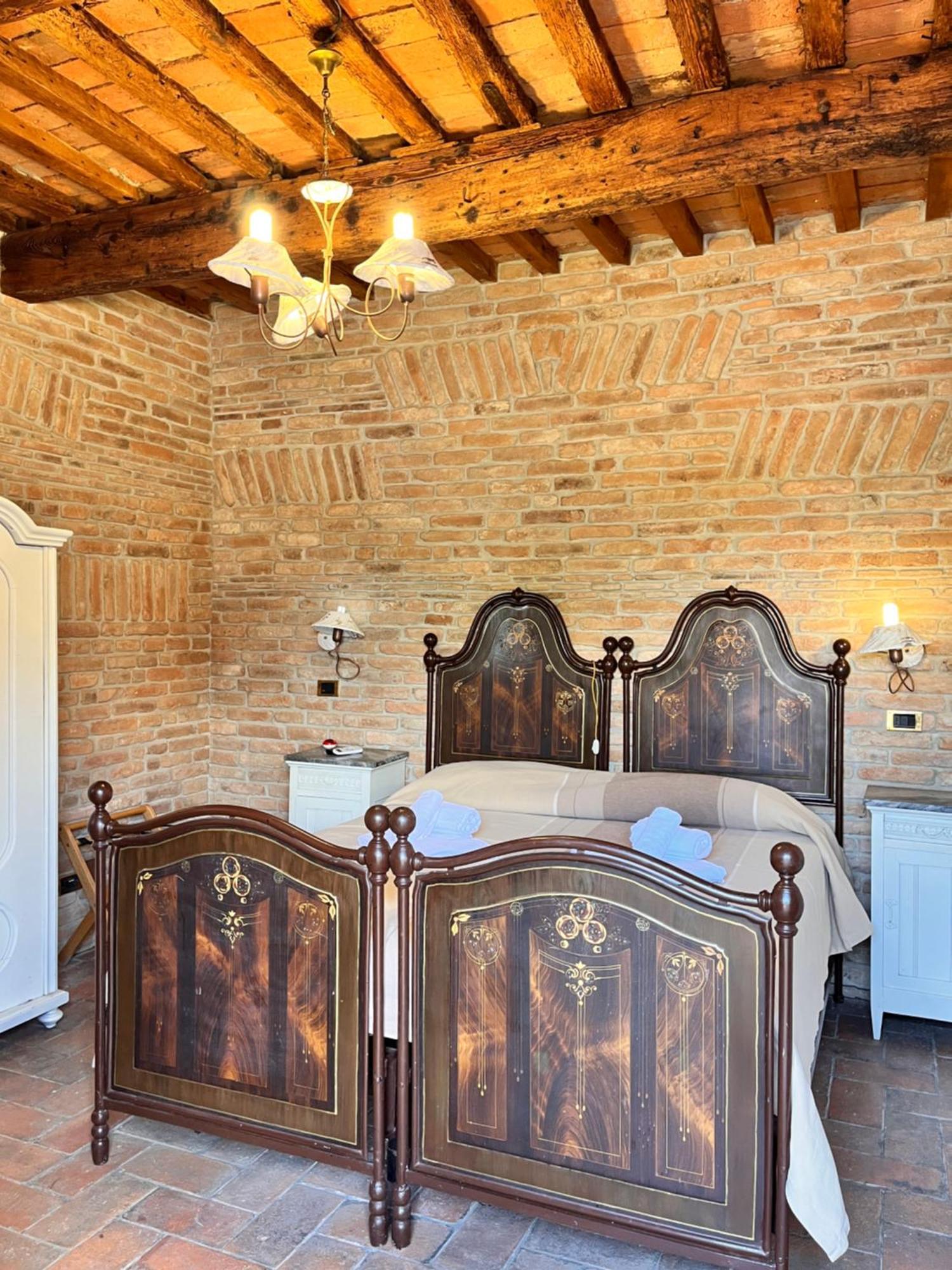 Locanda Corte Arcangeli Ferrara Exteriör bild