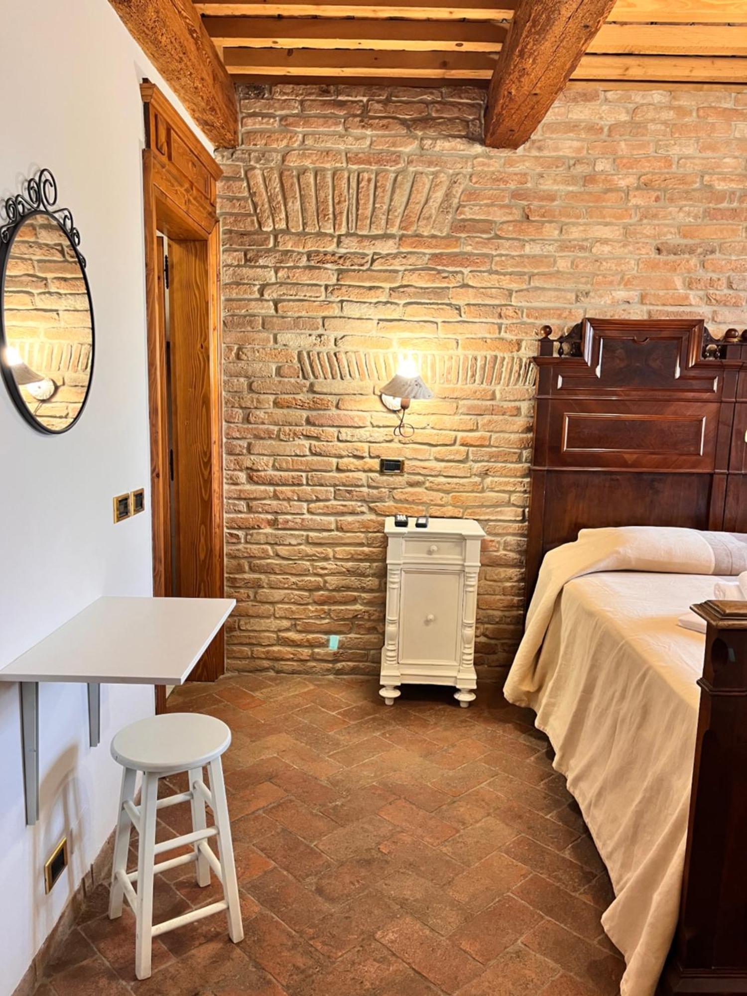 Locanda Corte Arcangeli Ferrara Exteriör bild